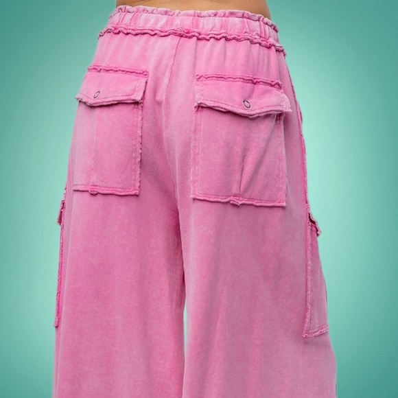 EASEL “Feeling Good Cargos” Mineral Washed Flared Leg, Raw Seams & Hems, Pockets - Picture 4 of 16